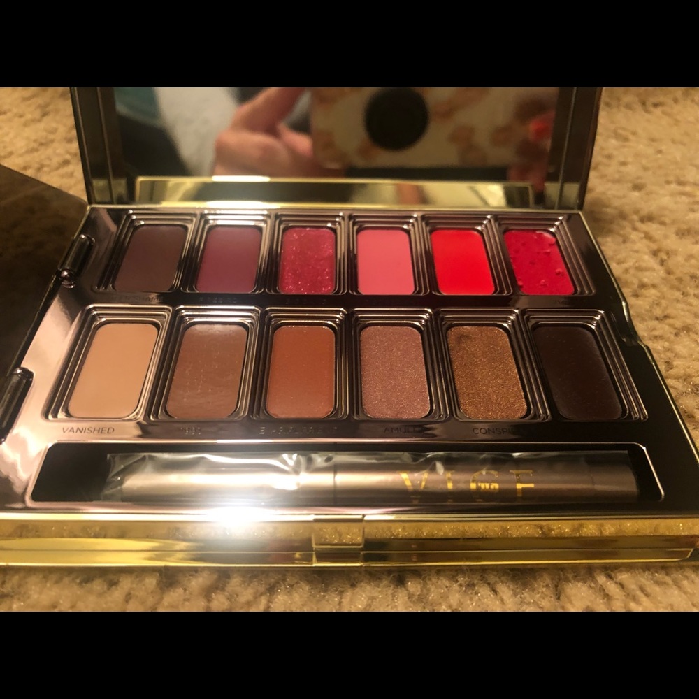 Brand New Urban Decay Vice Lip Palette